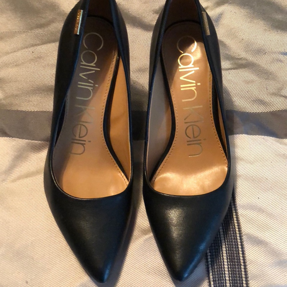 Calvin Klein Pumps